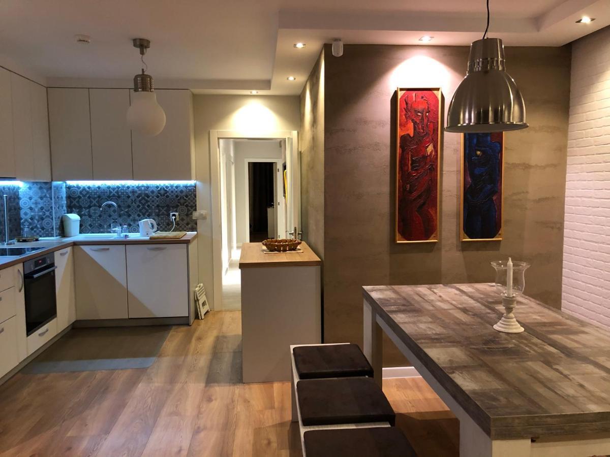 Luxury Apartments In Top City Center Varna 2 ภายนอก รูปภาพ