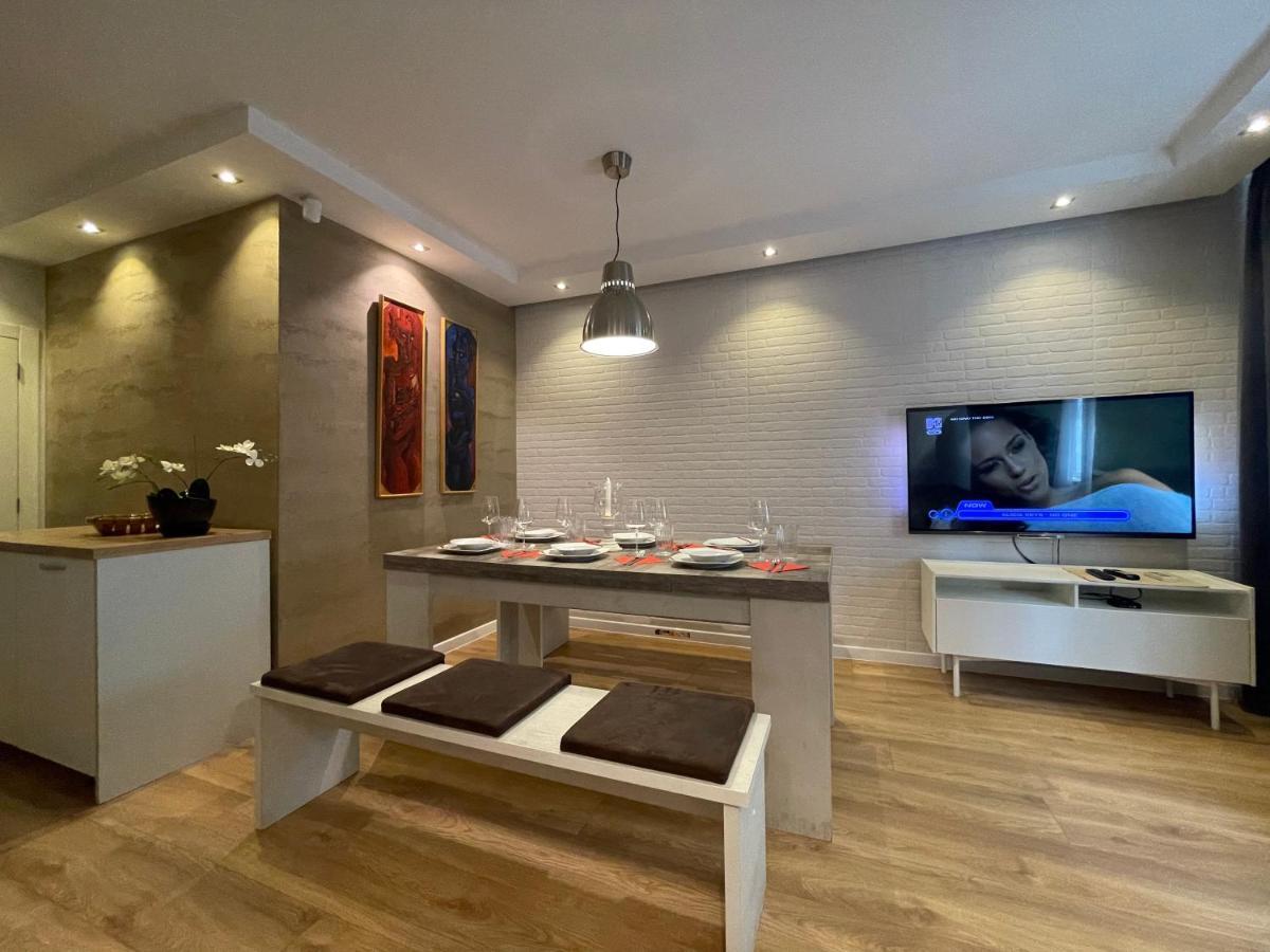 Luxury Apartments In Top City Center Varna 2 ภายนอก รูปภาพ