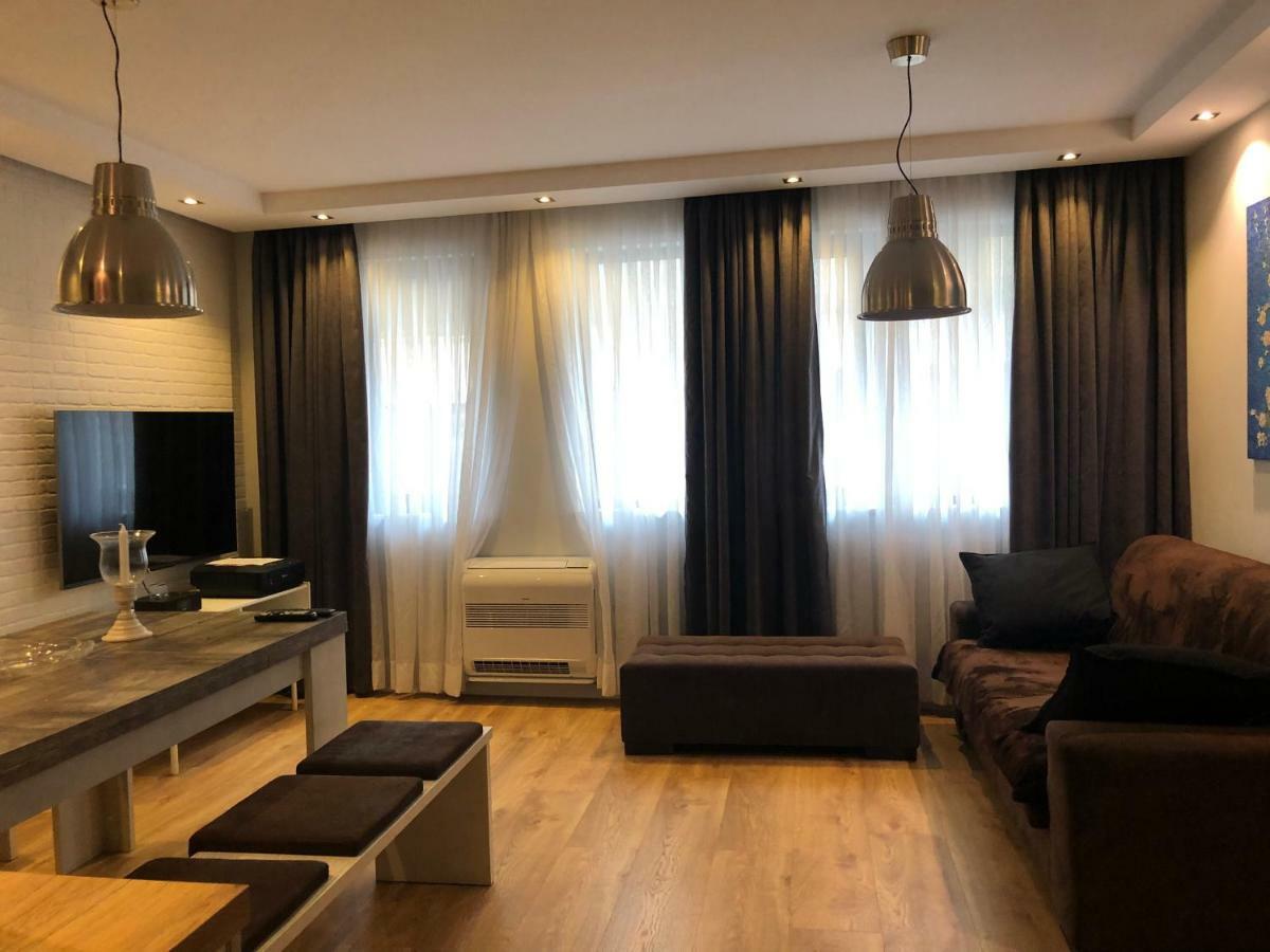 Luxury Apartments In Top City Center Varna 2 ภายนอก รูปภาพ