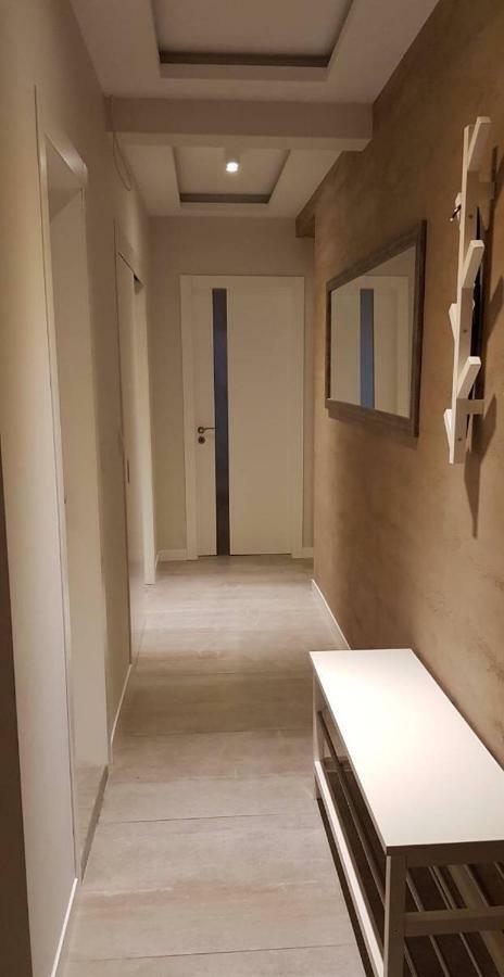 Luxury Apartments In Top City Center Varna 2 ภายนอก รูปภาพ